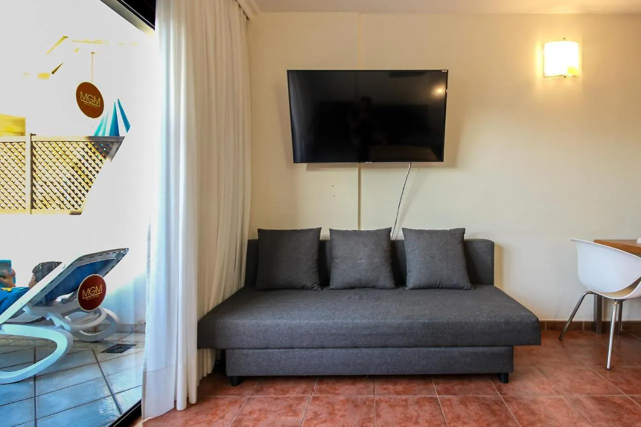 Apartment On Top Floor With Heated Pool In Golf Del Sur San Miguel de Abona